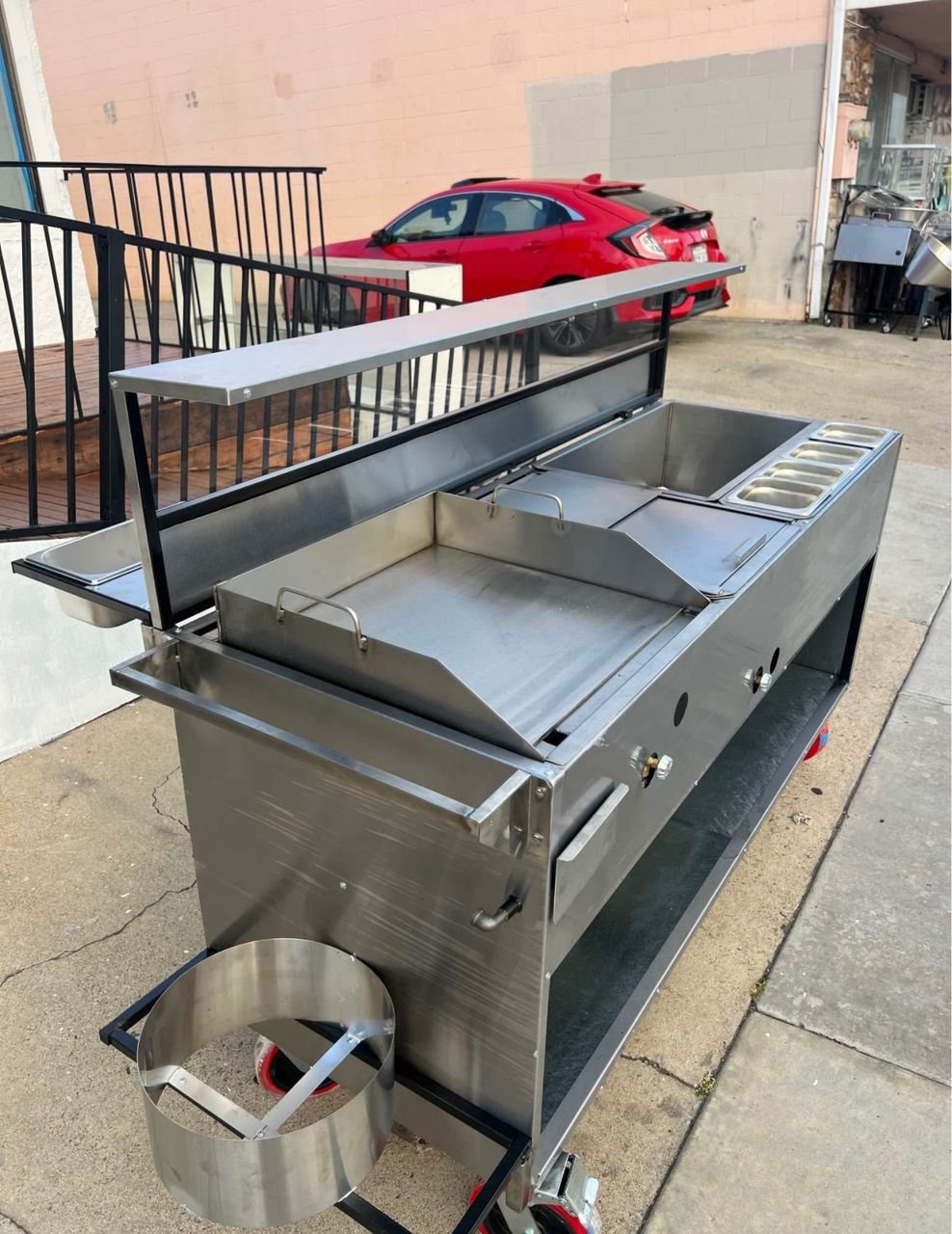 Frankie’s Hot Dog Cart - Image 4